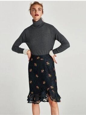 NWT Zara Basic Skirt Knee Length Embroidered Lace Ruffle Trim Black Romantic XS